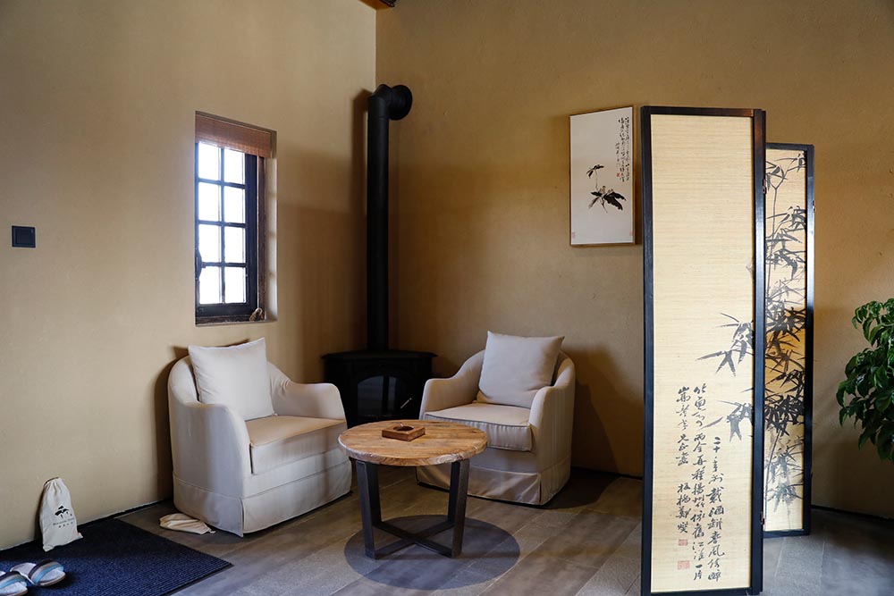 实木家具工厂 老榆木家具 老门板家具 仿古做旧家具 实木家具工厂 老榆木家具 老门板家具 仿古做旧家具
